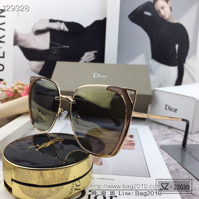 DIOR-迪奧 2019新款 太陽鏡 減輕強光負擔 遮擋有害光線防輻射 出行旅遊必備品 22030  lly1501